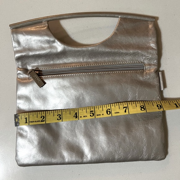 Hobo Silver Leather Clutch Bag - Picture 10 of 11